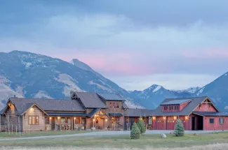 Emigrant Peak Lodge Paradise Valley vacation rental outside