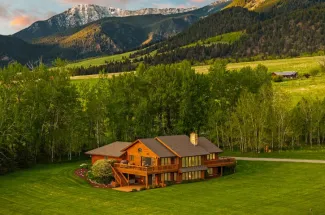 Valley View Lodge Vacation Rental Home in Paradise Valley drone