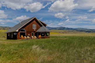 Yellowstone River Rental Home Yellowstone Trail