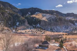 Creekside Cabin at Erik's Ranch