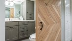 Absaroka Sunrise Vacation Rental Home bathroom