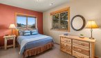 The Chalet Paradise Valley Vacation Rental Home bed