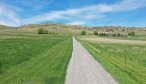 Crane's Bend Paradise Valley Vacation Rental Home road
