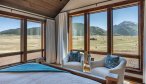 Yellowstone River vacation rental home Emigrant Peak Lodge bedroom view