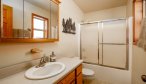 Livingston Montana Vacation Rental Home Horseshoe Ranch bath