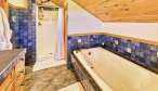 Paradise Valley rental home loft bath