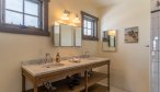 Livingston Montana Vacation Rental Home New Moon Lodge bathorom