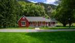 Red House Homestead Vacation Rental Home in Livingston Montana