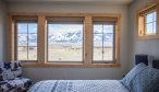 Yellowstone River Valley Vacation Home Sapphire Solace bedroom