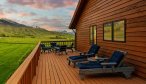Valley View Lodge Vacation Rental Home in Paradise Valley deck