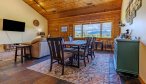 Paradise Valley Vacation Rental Yellowstone Crest Lodge interior