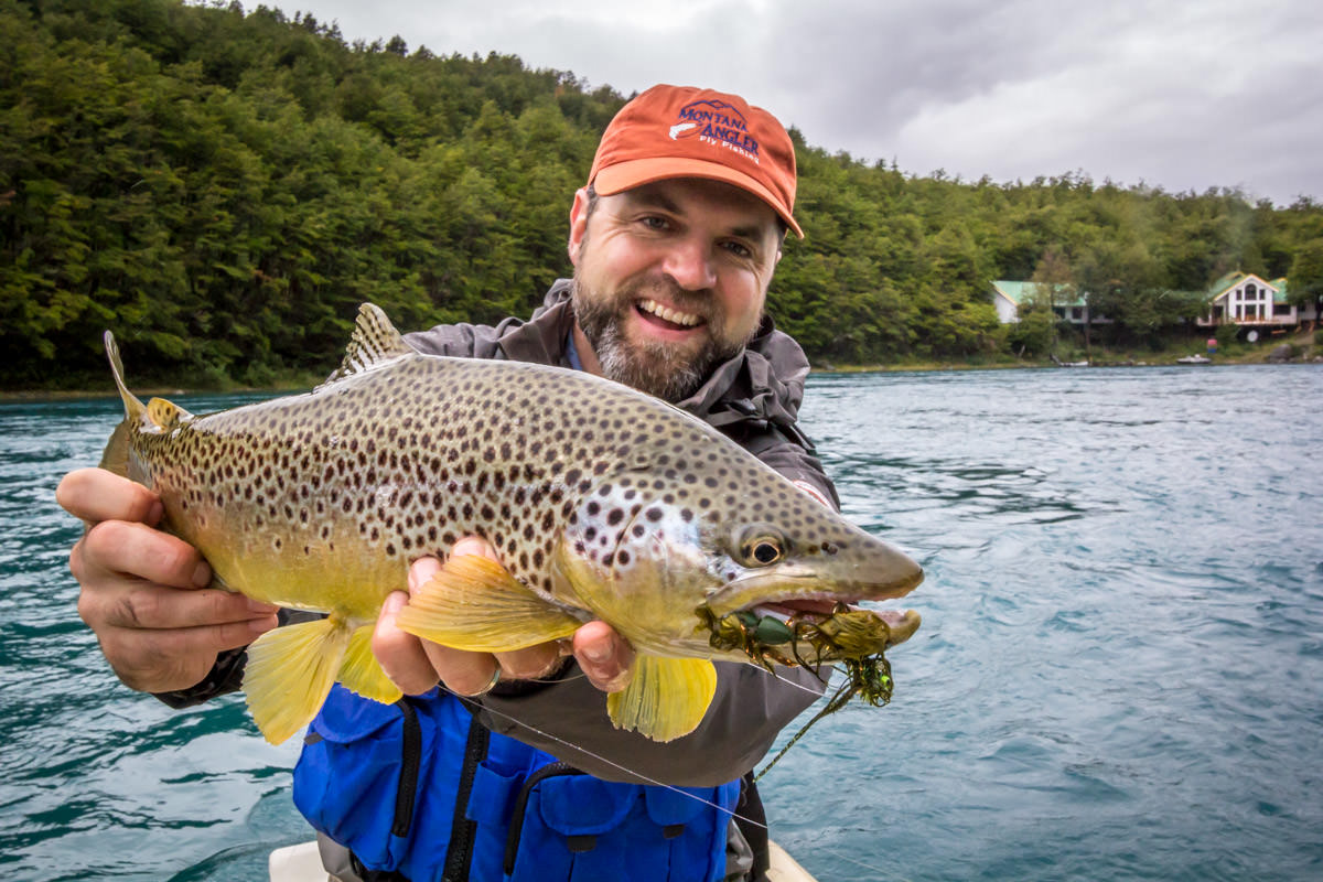 This large Chilean brown fell for an articulated streamer