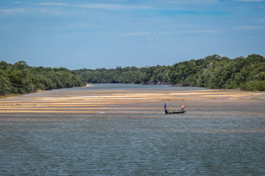 Sight casting at Agua Boa Lodge Endless sight fishing opportunities exist. The tanin stained clear waters over sand bars allows for terrific visibility in the flats