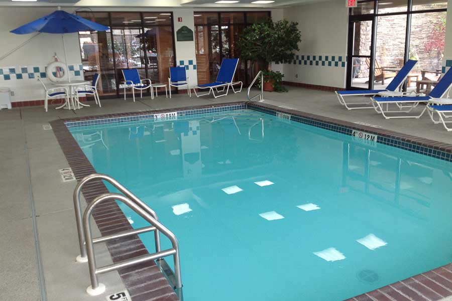 Holiday Inn Pool Montana Hotel Packages, Montana Angler
