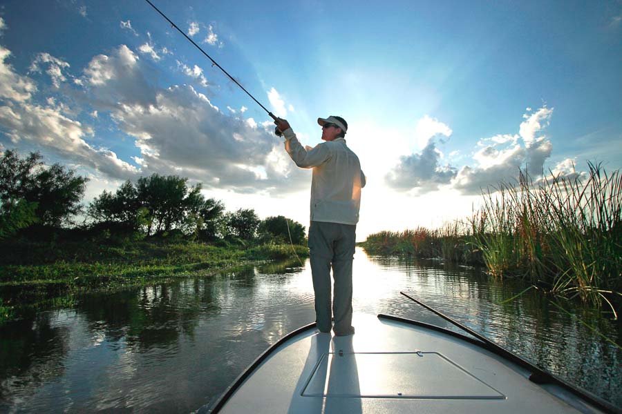 Argentina's best fly fishing for golden dorado: Pira Lodge with Montana Angler  Fly Fishing