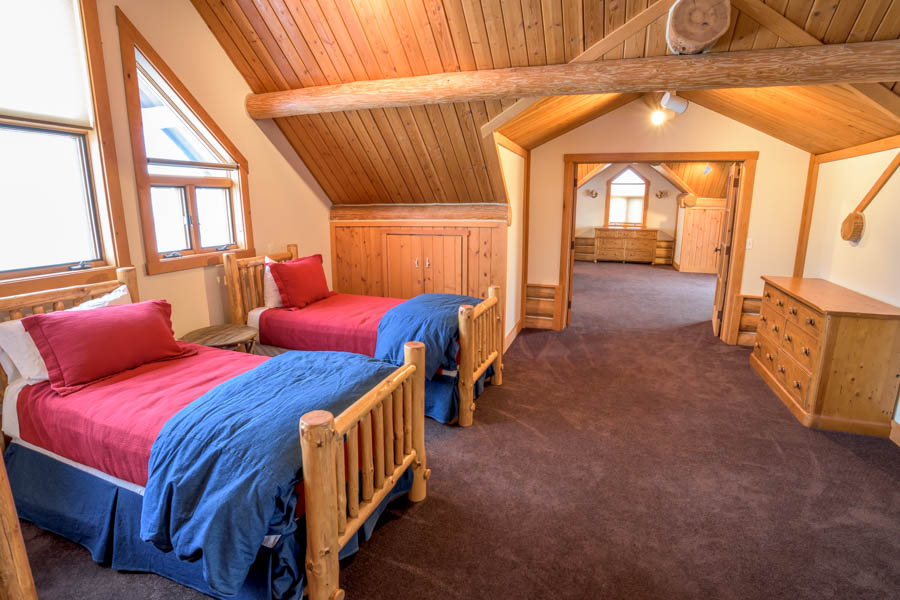 Montana bunk beds
