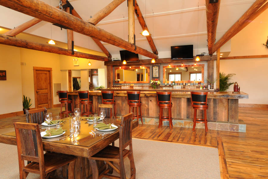 Lodge at Eagle Rock bar Lodge at Eagle Rock Bar