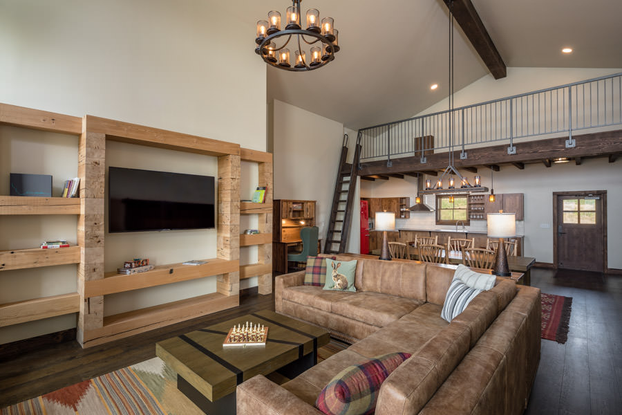 Yellowstone fishing lodge SAGE Lodge