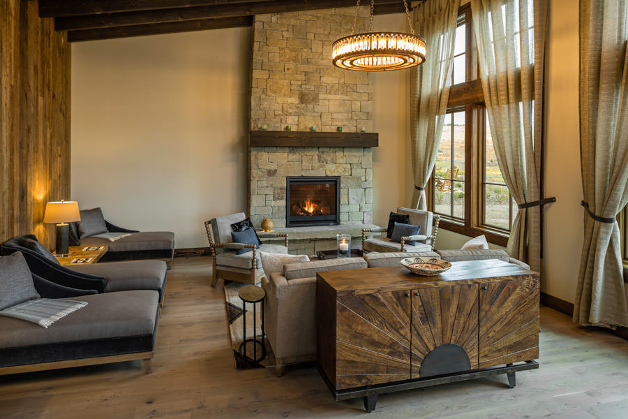 Luxury fishing lodge SAGE Lodge