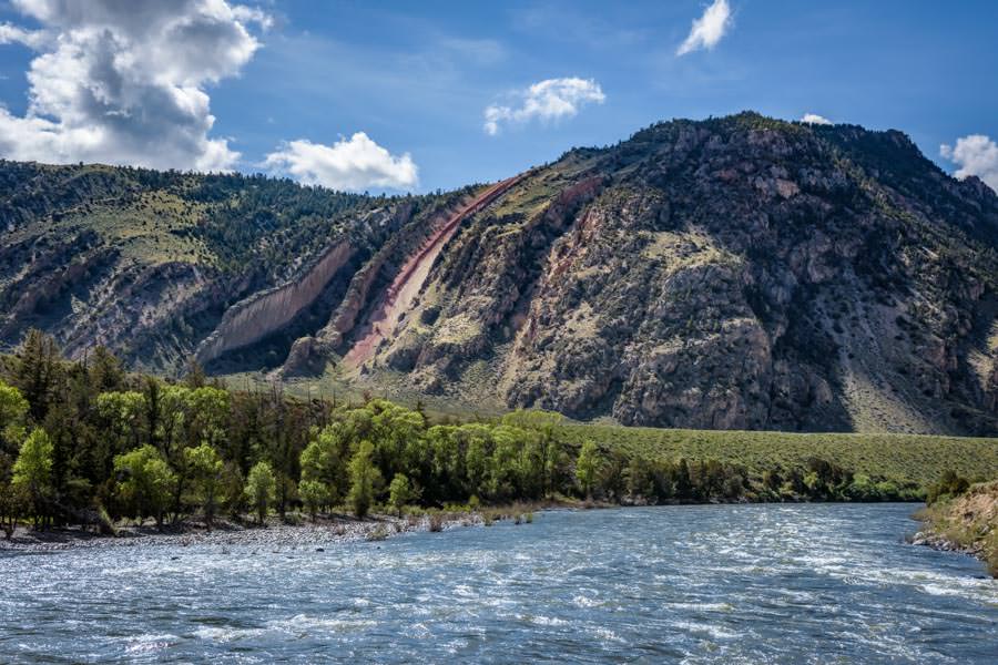 Yellowstone fishing lodge Luxury Montana Lodge