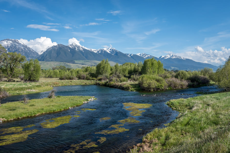 Montana Spring Creeks Yellowstone fishing lodge