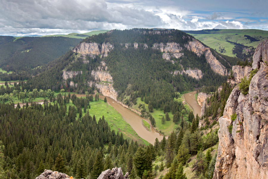 Smith River Canyon walls
