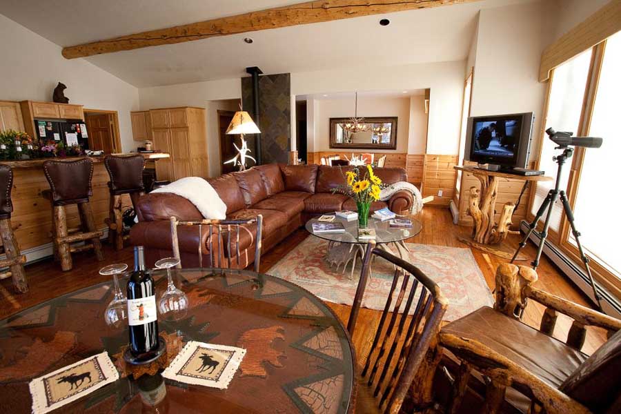 Moose Landing Vacation Rental Montana Angler, Montana Vacation Rentals