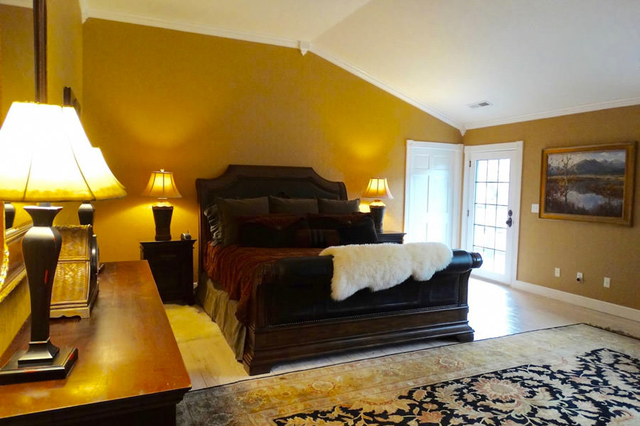 Luxury Vacation Cabin Master Bedroom