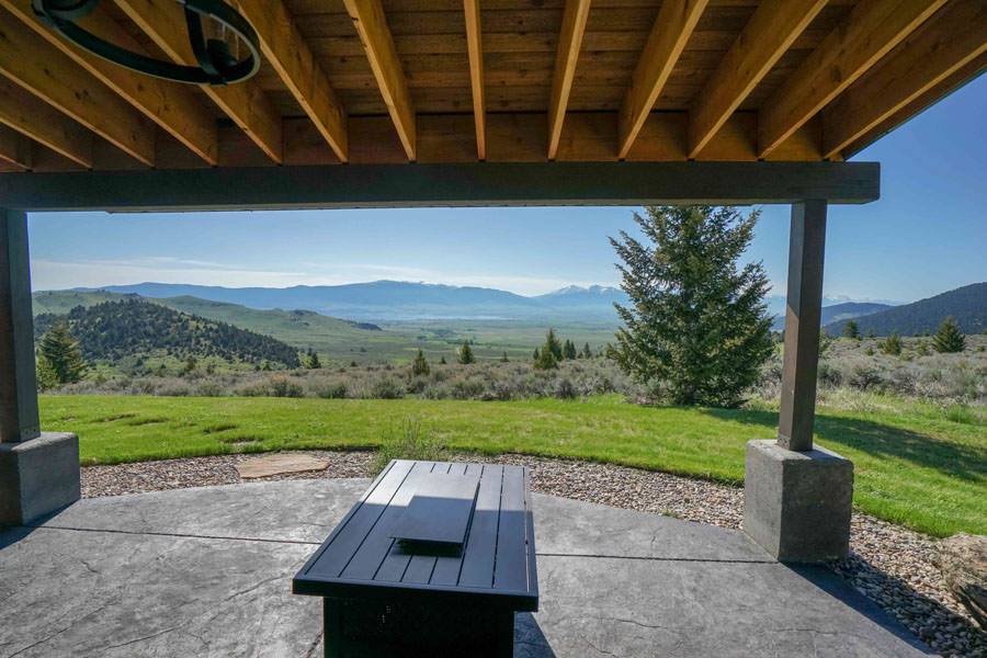 Hollowtop Outside Montana Fly Fishing, Montana Fly Fishing Guides
