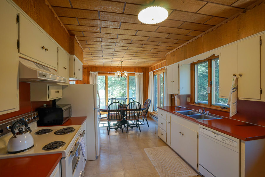 Madison River, Cabins