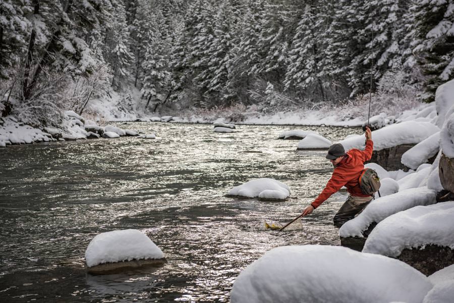 Winter fishing trips Gallatin River winter fly fishing guides