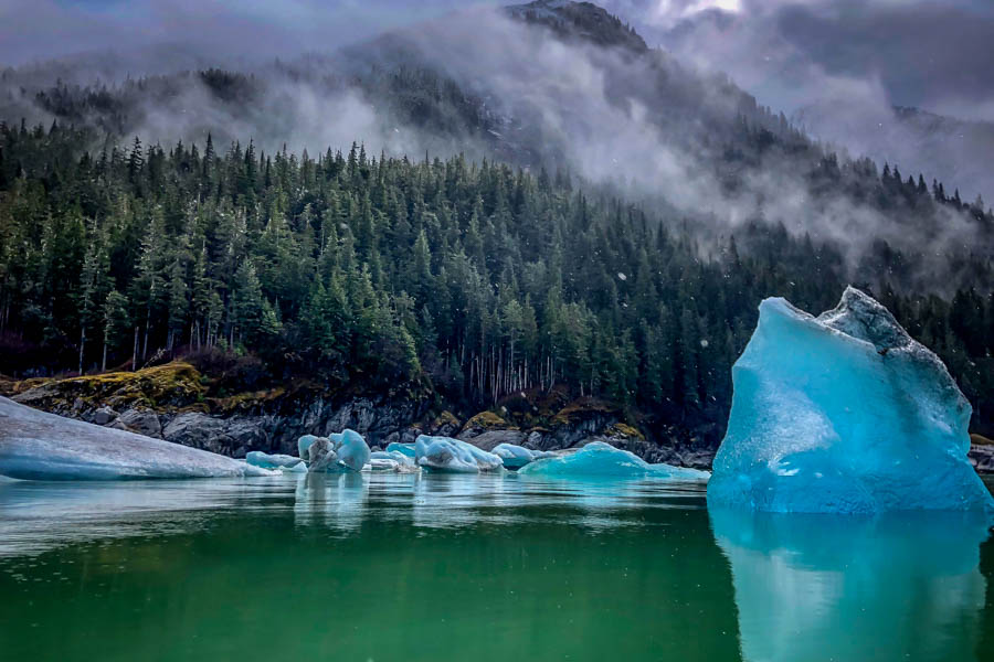 Alaskan glaciers Exploring glaciers and ice bergs en route to the fishing grounds, just part of the adventure!