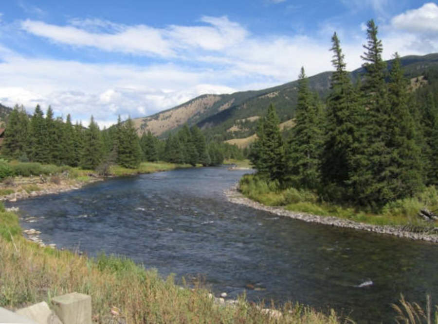 Moose Landing River View Big Sky Vacation Rental, Montana Fly Fishing