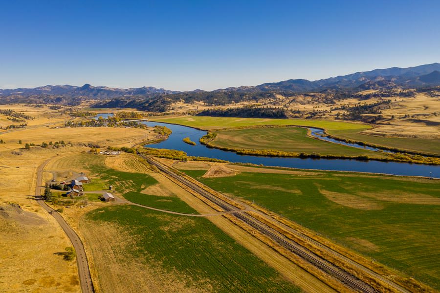 Missouri River Fishing Lodges
