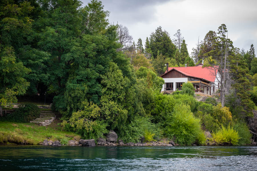 El Encuentro Lodge rests on the banks of the Rio Futaleufu