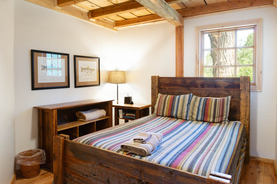 Boulder River Outpost bedroom