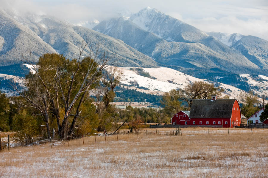 Spring snow blankets the high peaks of the Absaroka Mountains in Paradise Valley