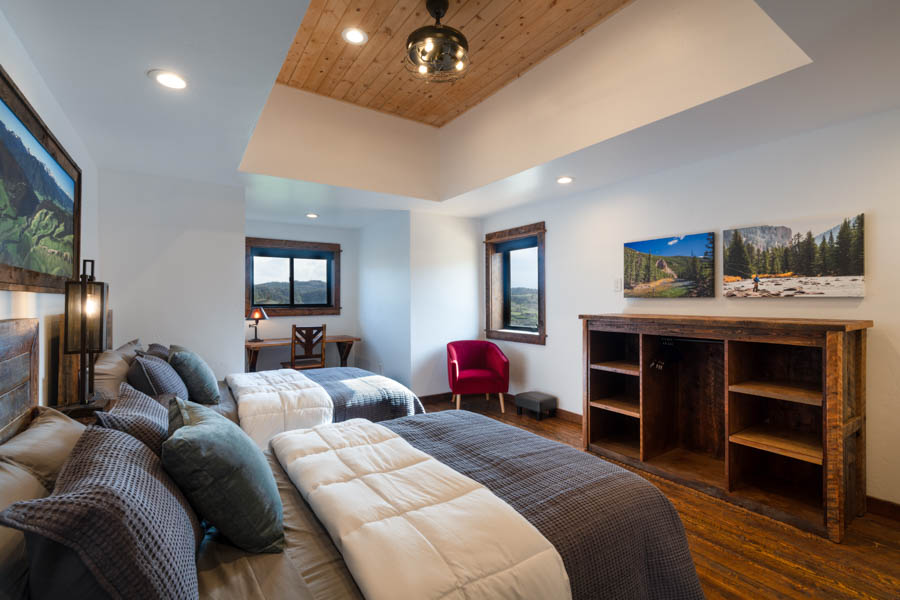 Missouri Cliffs Lodge bedrooms 5