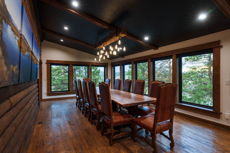 Missouri Cliffs Lodge dining room