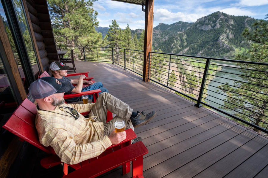 Missouri Cliffs Lodge deck with a view 2