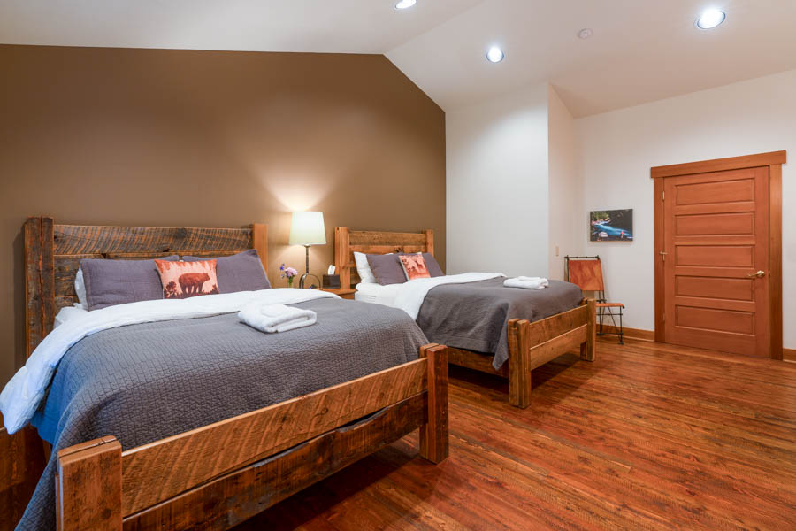 Madison River Lodge rooms