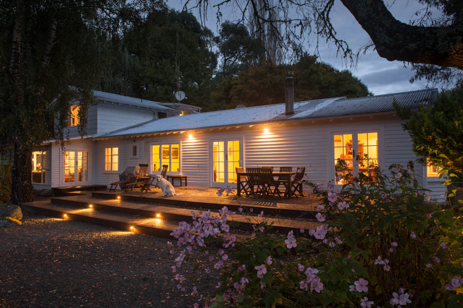 Owens River Lodge New Zealand