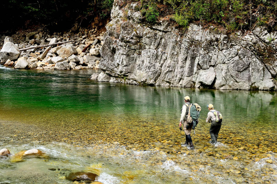 New Zealand fly fishing lodge Owen River fly fishing lodge New Zealand