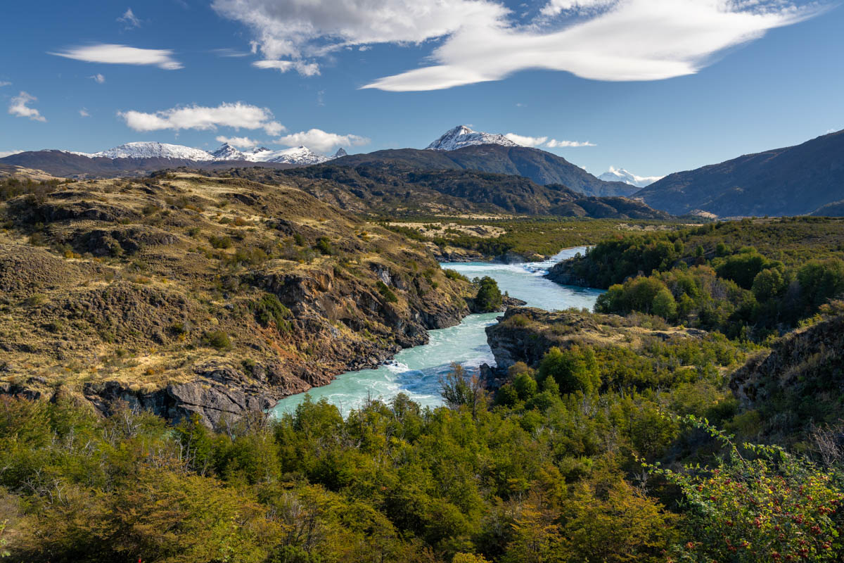Patagonia Baker Lodge sits on the massive and beautiful Baker River