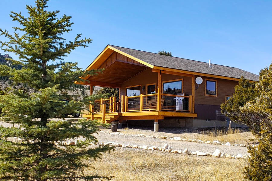 Little Juniper front view Madison River vacation home