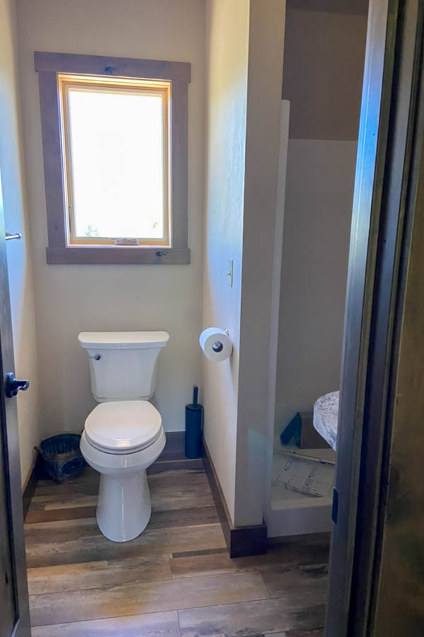 Little Juniper bathroom Madison river vacation rental