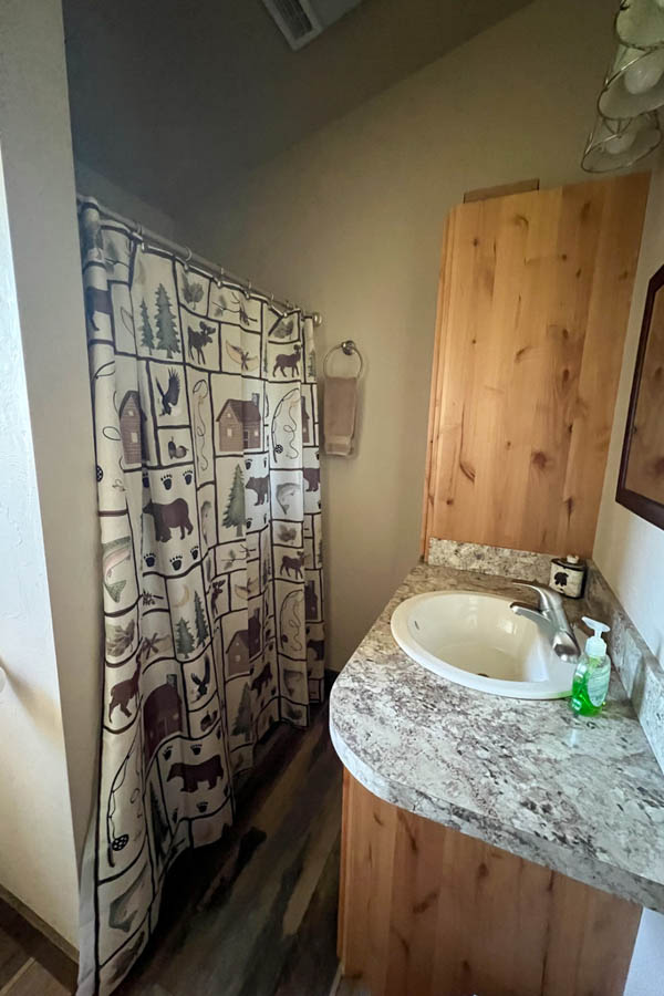 Little Juniper bathroom Madison River Vacation rental