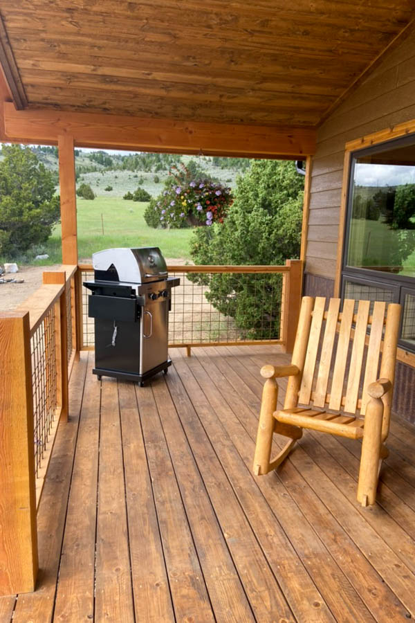 Little Juniper BBQ porch Ennis MT house for rent