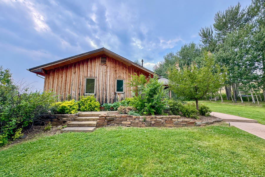 Madison River vacation home