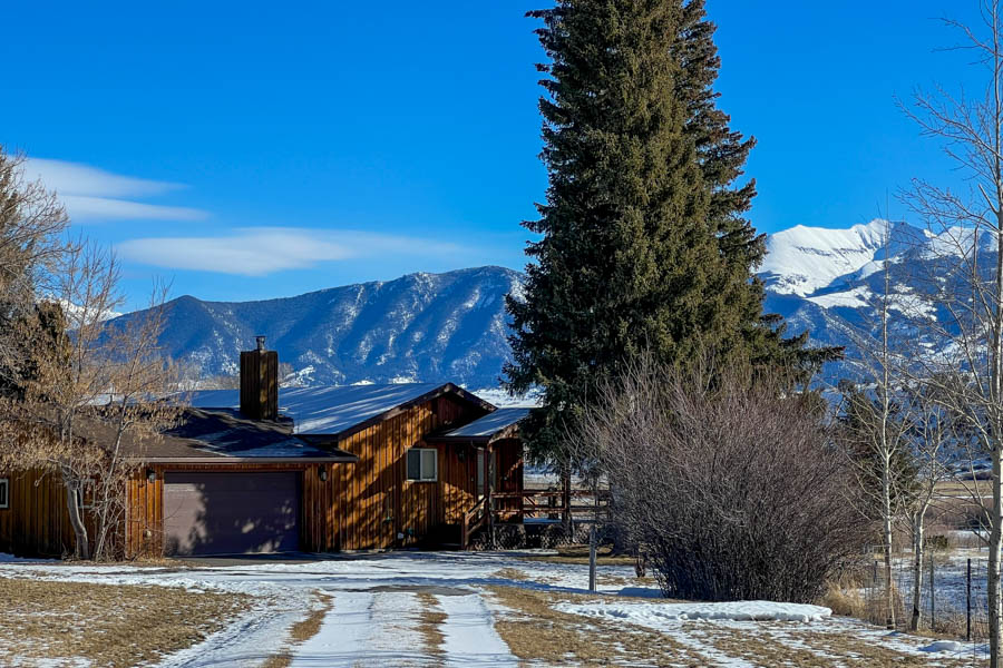 Riverbend House driveway Madison River Vacation Rental